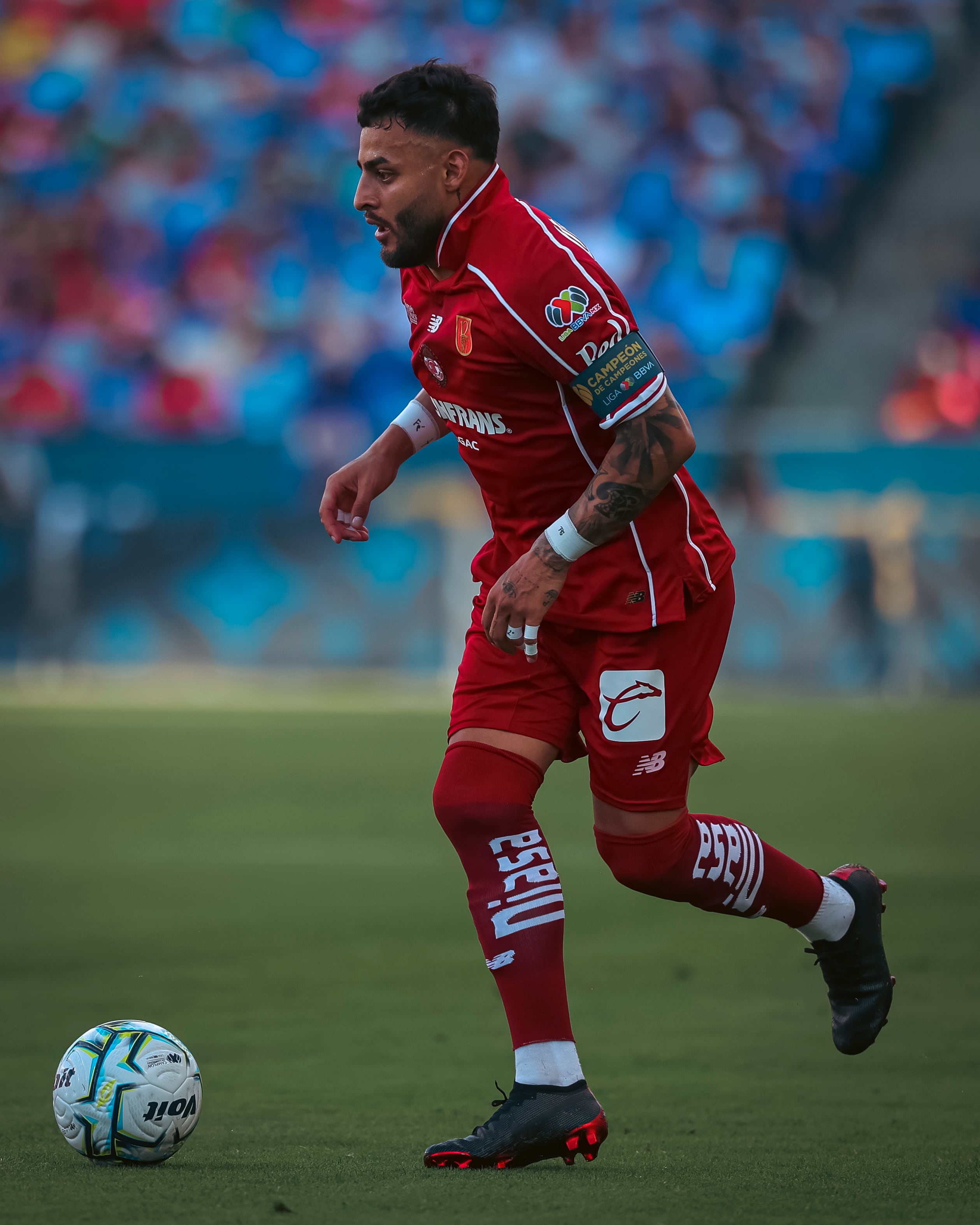 Vega puso la igualada para los Diablos al final del primer tiempo. (X/ @TolucaFC)