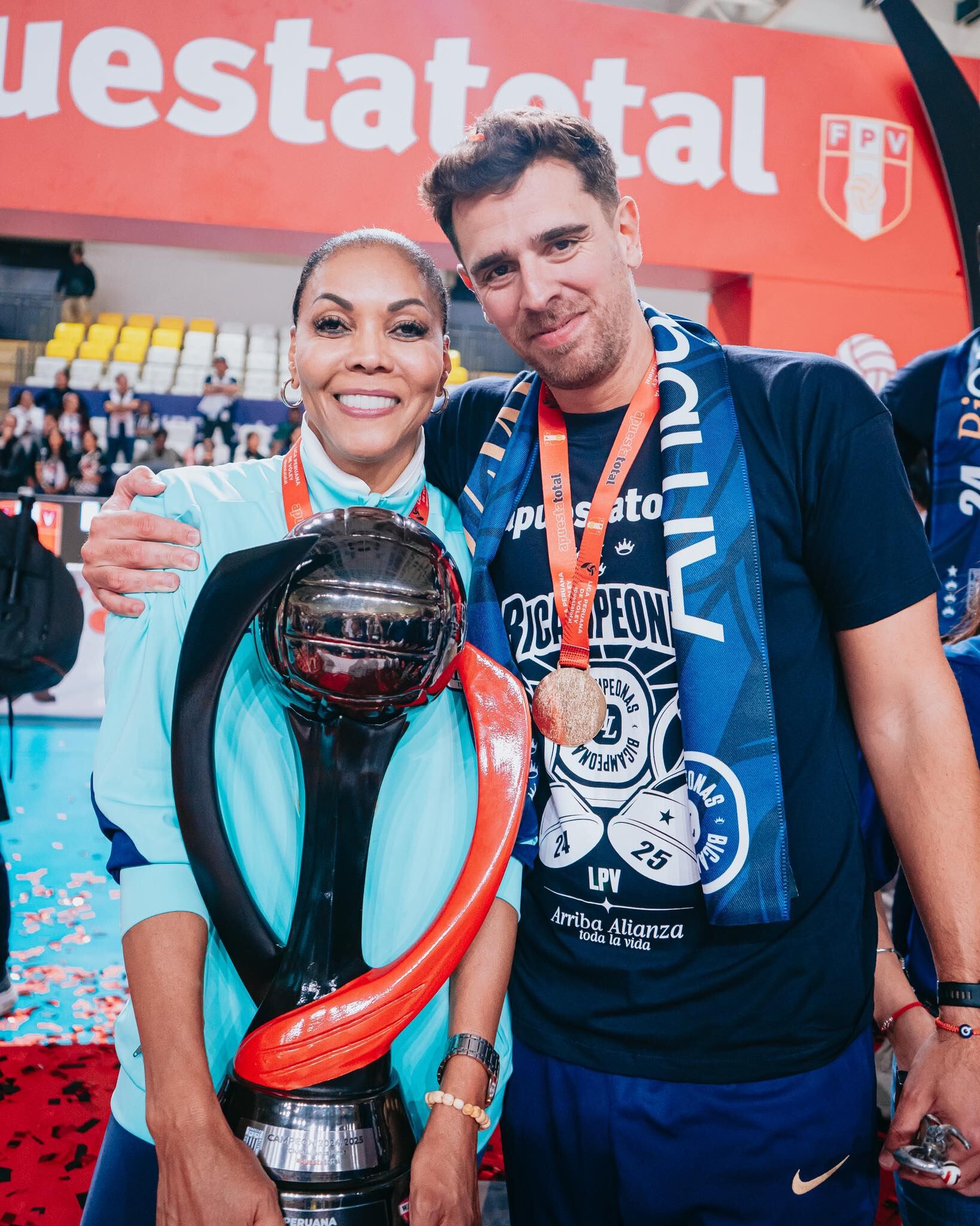 Cenaida Uribe lleva dos títulos como jefa de equipo de Alianza Lima. Crédito: Prensa AL