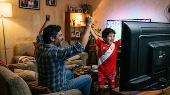 Día del Padre y Mundial 2026 impulsan reuniones en casa: pedidos y viajes aumentan durante la fecha
