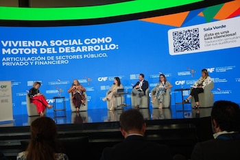 Ministros y líderes debatieron sobre