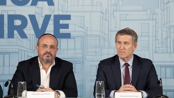 Feijóo cita a la cúpula