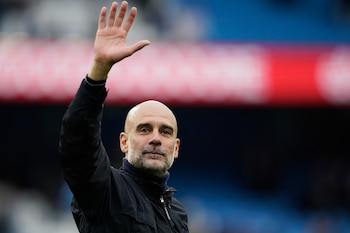 Guardiola transformó el fútbol inglés promoviendo el juego de posesión y ha influido incluso en equipos juveniles y categorías inferiores (AP Foto/Dave Thompson)