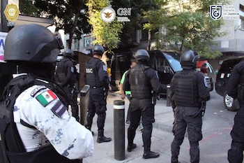 Los detenidos junto con la