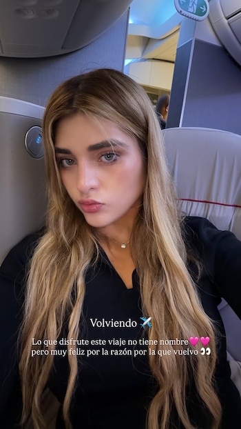 La modelo capturó su regreso al país luego de su viaje a solas (Instagram)