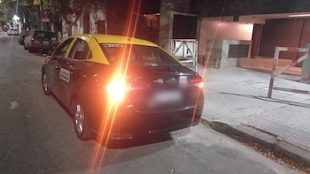 Detuvieron en Villa Devoto a tres delincuentes que robaban pertenencias de autos y tenían múltiples antecedentes