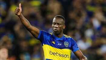 Luis Advíncula totalizó cuatro asistencias