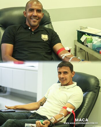 Jugadores y cuerpo técnico de