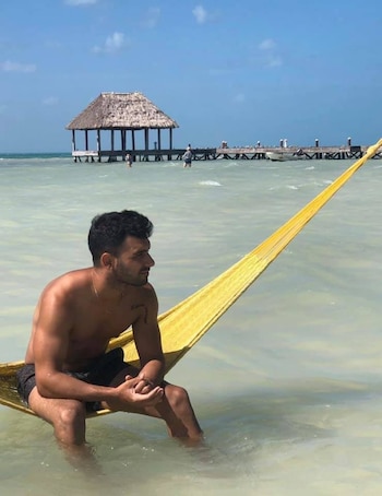 Bertolone en otro viaje por