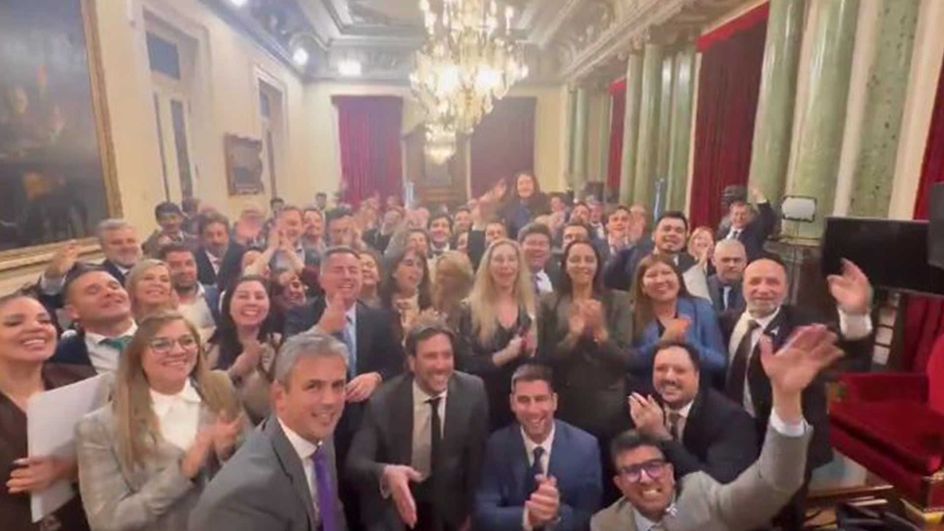 Saludos desde La Libertad Avanza a Javier Milei por su cumpleaños