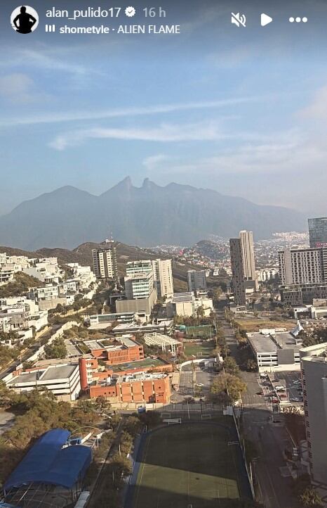En su historia se puede ver el famoso Cerro de la Silla y la ciudad de Monterrey, lo que avivó los rumores. (Captura de pantalla IG Alan Pulido)