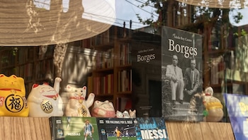 ¿El libro del año?: Furor en las librerías por el nuevo “Borges de Bioy”, a pesar de su precio