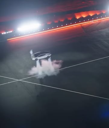 El nuevo Roadster de Telsa cuenta con propulsores que lo hacen