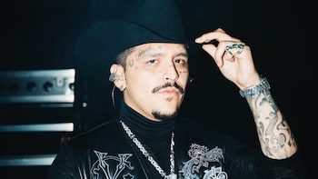 Christian Nodal acusa a otros artistas de fingir “sold outs” en sus conciertos