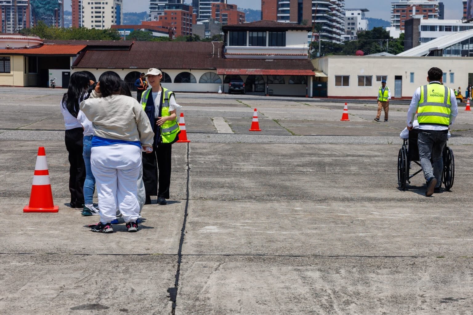 El Instituto Guatemalteco de Migración registró 3.394 guatemaltecos retornados desde Estados Unidos en los primeros 18 días de septiembre de 2026 y elevó el acumulado anual a 45.615 personas. (Migración Guate)