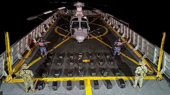 Golpe al narco: caen nueve sujetos con más de 3 toneladas y media de cocaína en costas de Acapulco