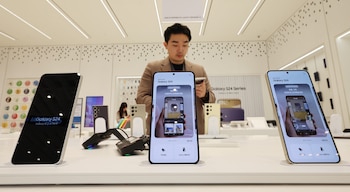 La futura serie Galaxy S27 incluirá Scam Detection en sus cuatro modelos, entre ellos el nuevo Galaxy S27 Pro. (Europa Press)