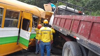 El Gobierno de El Salvador propone hasta 15 años de prisión por conducción peligrosa en transporte pesado