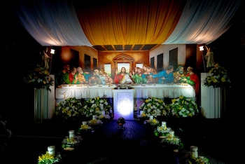 La exhibición de La última Cena se encuentra en la emblemática capilla de la Virgen del Guasá, integrada al recorrido tradicional de la Catedral de Sal - crédito Catedral de Sal de Zipaquirá