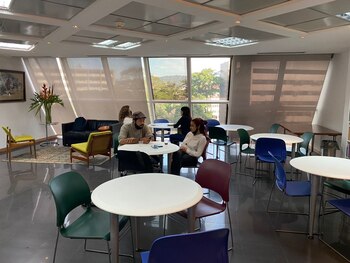 Diversas actividades alrededor del mundo