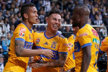 Eduardo Vargas celebró 42 goles