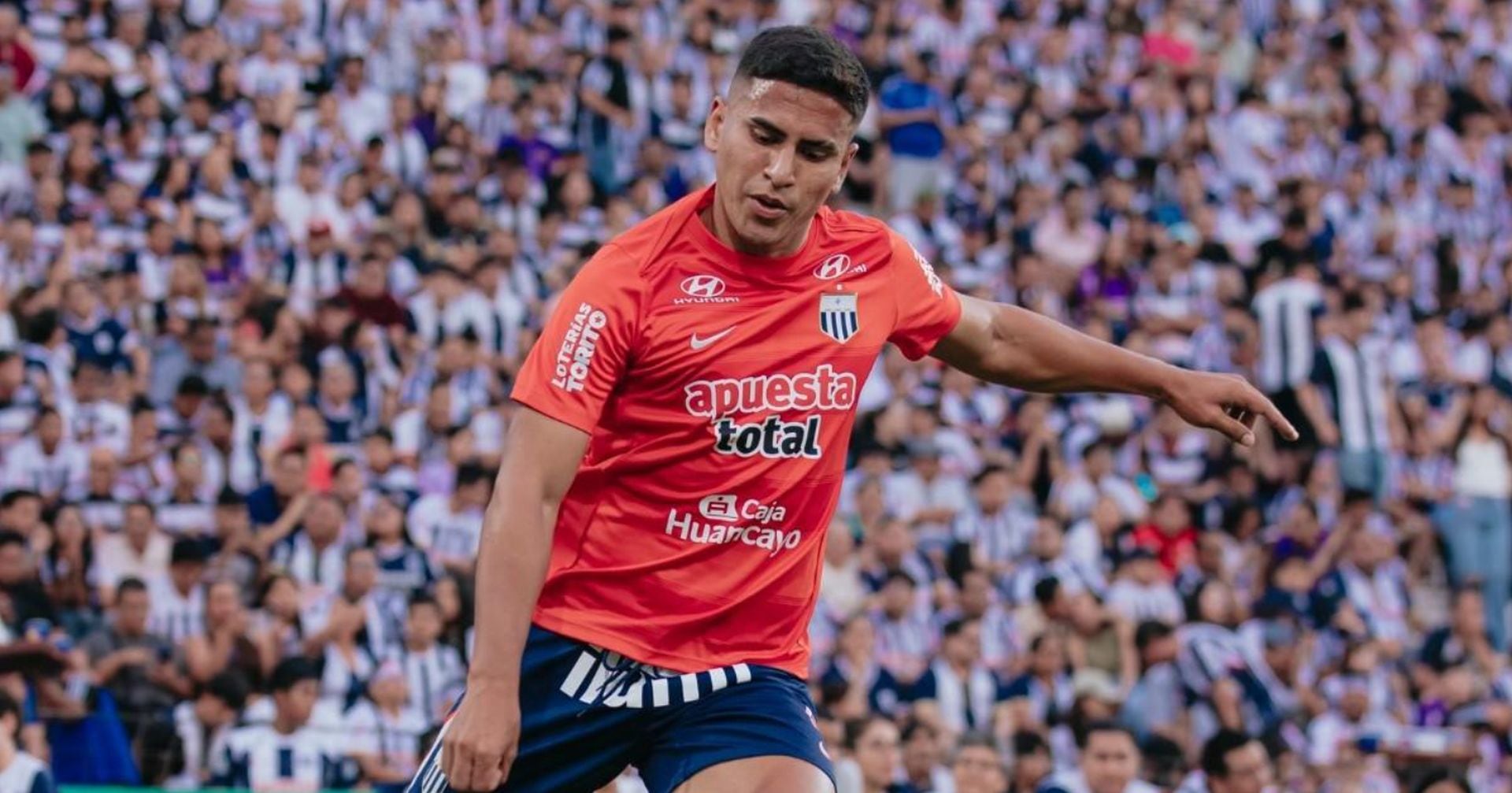 Gianfranco Chávez antes de enfrentar a Sporting Cristal en el Gallardo: “Me fui bien de ahí, pero ahora pertenezco a Alianza Lima”