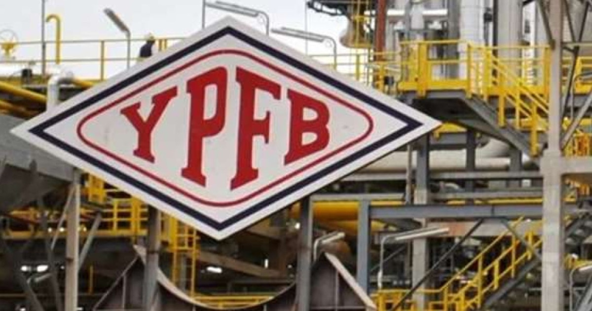La boliviana YPFB realizó pagos por un millón de dólares a usuarios afectados por combustible