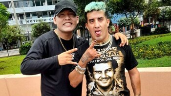 En redes sociales, DJ Amenaza