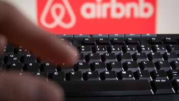 Airbnb reactiva su plan antifiestas