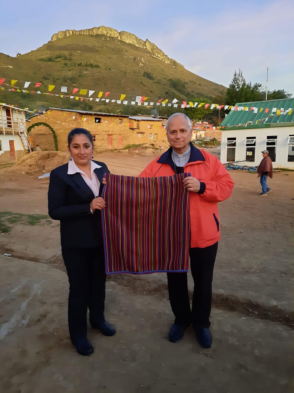 WHAGAZSOIVEAHB5P6YOH2UUE7E