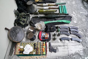 Armas y otros equipos que