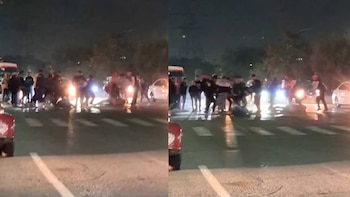 Al menos dos personas se