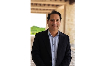 Cristóbal Enríquez de Hyatt Inclusive Collection destaca las reconversiones hoteleras como una alternativa sostenible para el mercado. - Cortesía Hyatt Inclusive Collection.