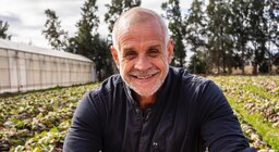 El chef Christian Petersen está internado en San Martín de los Andes: “Lucha por su vida”