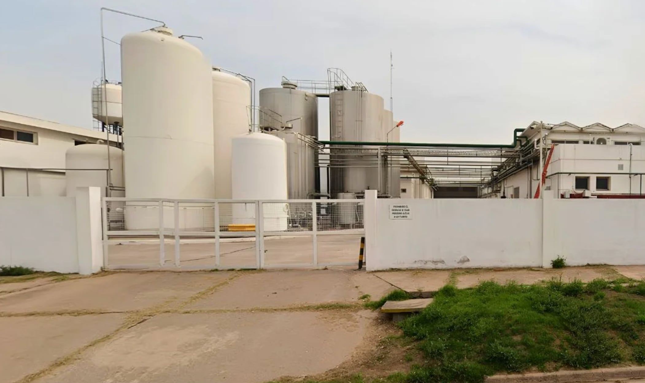 La planta de El Trébol fue fundada en 1913 por la familia De Lorenzi y lleva más de un siglo elaborando quesos (Aire Agro)
