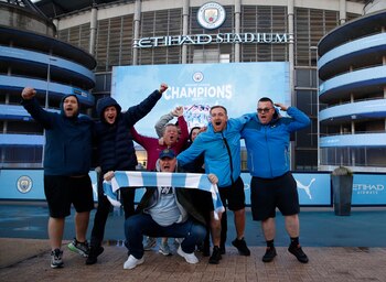 Seis mil fans del Manchester