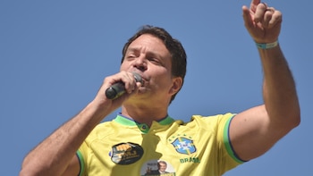 El exdirector de Inteligencia de Brasil Ramagem celebra el fin de su detención "por un asunto migratorio"