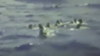 Los hombres se pusieron en