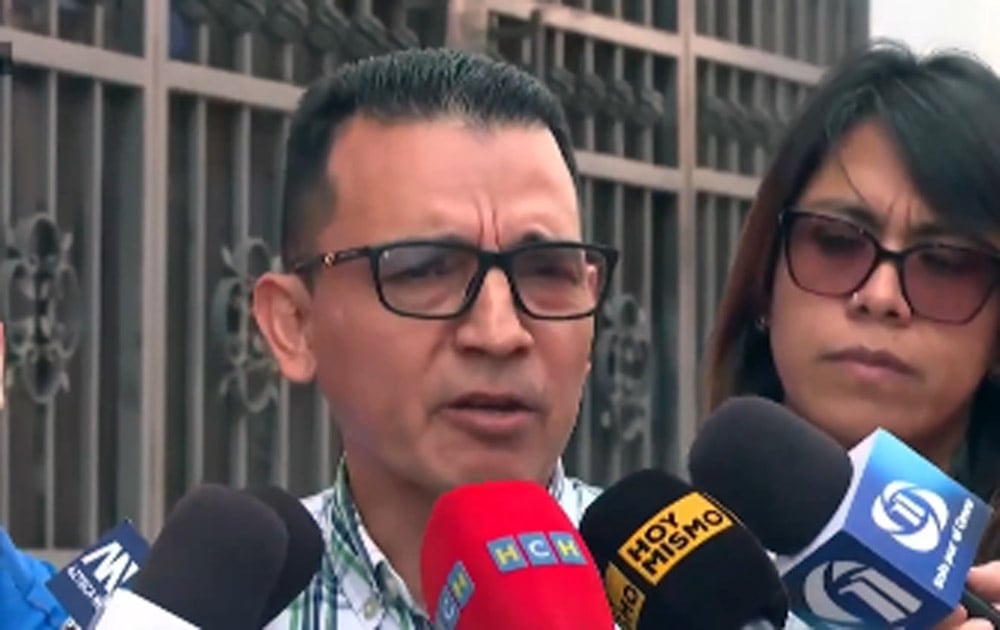 El doctor Héctor Carranza confirmó el acuerdo entre el Colegio Médico de Honduras y las autoridades sanitarias. Las consultas externas y las cirugías electivas tienen previsto reanudarse el lunes 26 de octubre en los establecimientos de salud. (Foto: Cortesía)