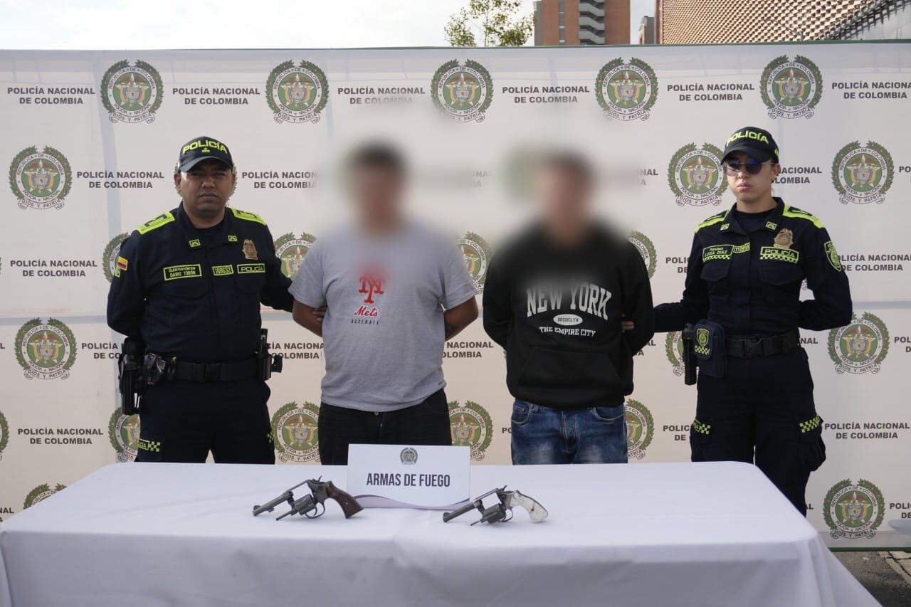 Pese a la evidencia presentada por la Policía, los capturados por fleteo en Bogotá recuperaron la libertad tras la detención - crédito Policía