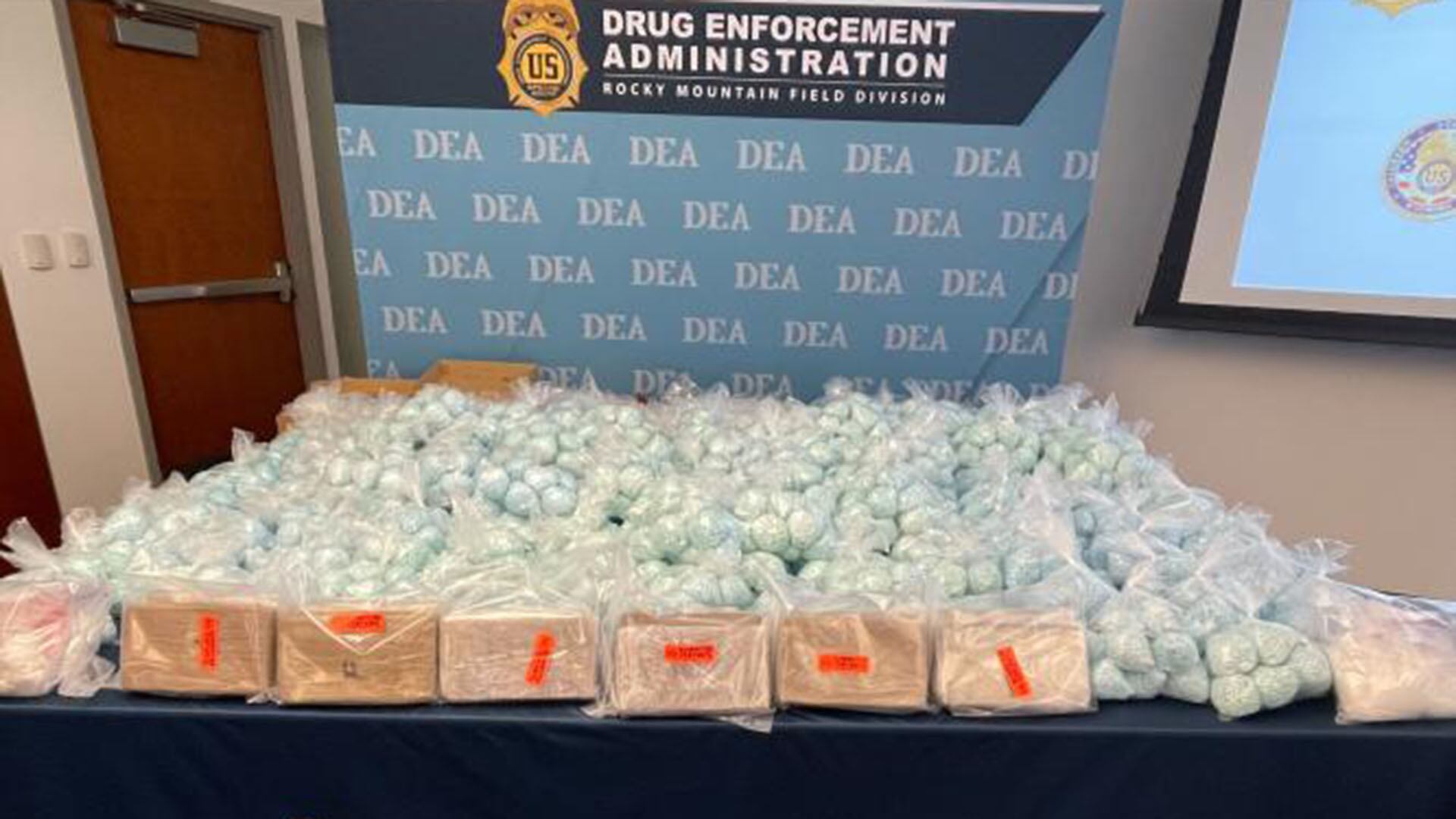 El fentanilo es un opioide sintético mucho más potente que la heroína y uno de los principales responsables de la crisis de sobredosis en Estados Unidos (Créditos: DEA)