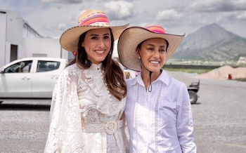 Senadora de Morena desafía a Sheinbaum y afirma que no renunciará a su doble nacionalidad. (Crédito: X/@cecyguadianam)