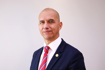 Salvador Guerrero Chiprés, presidente del