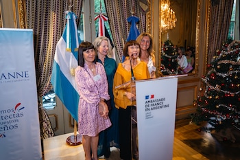 Liliana Chazo, Eve Grynberg, Alicia