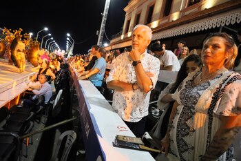 En las primeras filas, los