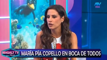 María Pía Copello anuncia quem, segundo ela, virá ao ATV e Magaly responde imediatamente. Captação: Magaly TV La Firme.