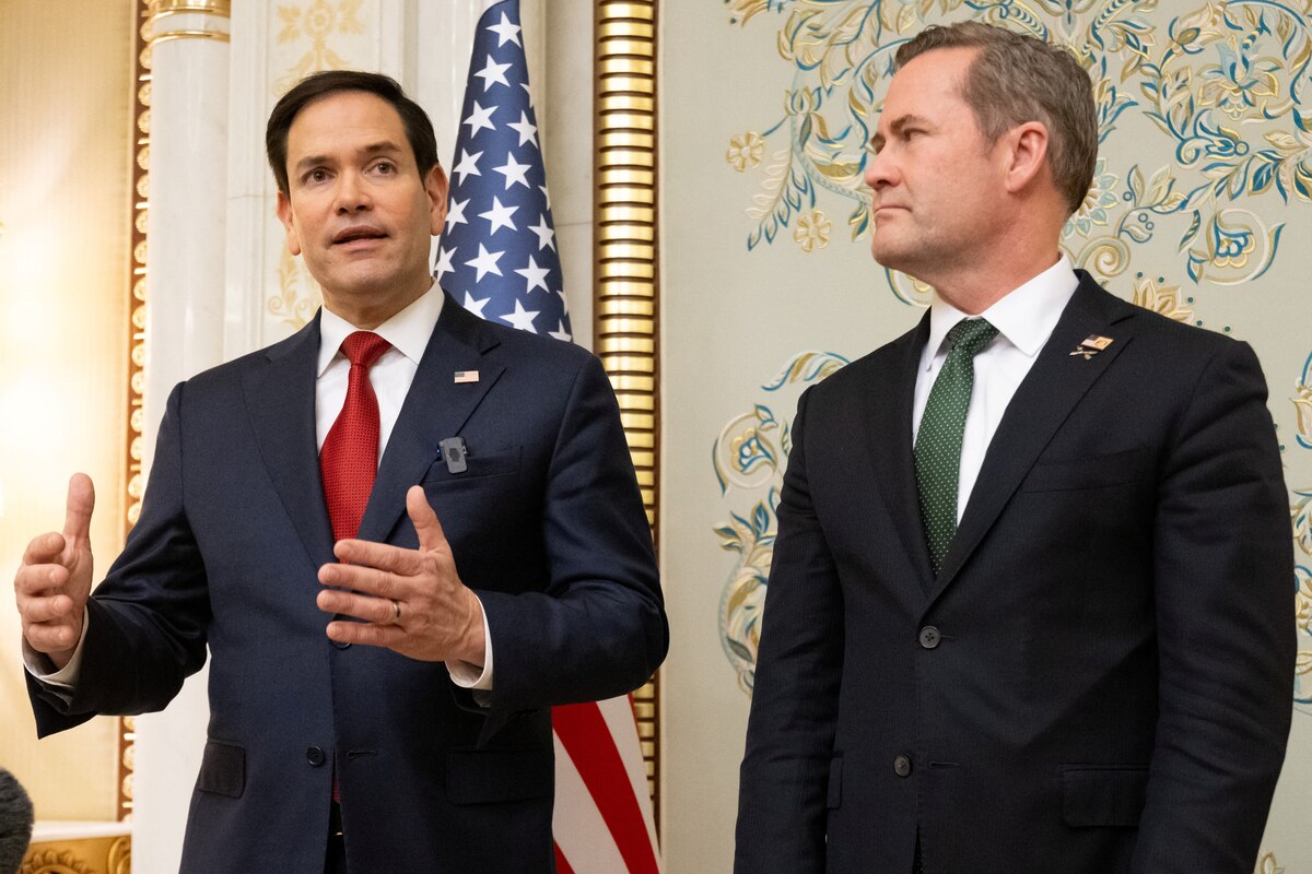 Marco Rubio y Mike Waltz