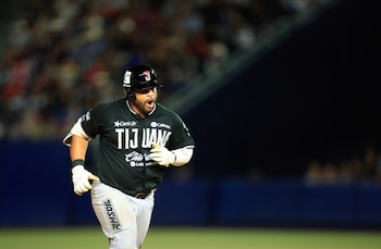 El cuadro fronterizo arruinó la noche para los aficionados regiomontanos en el Palacio Sultán y se colocan con ventaja de 2-1 en la serie. (Toros de Tijuana)