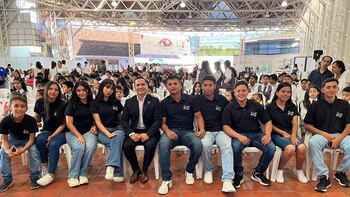 Docente huilense fue reconocido como