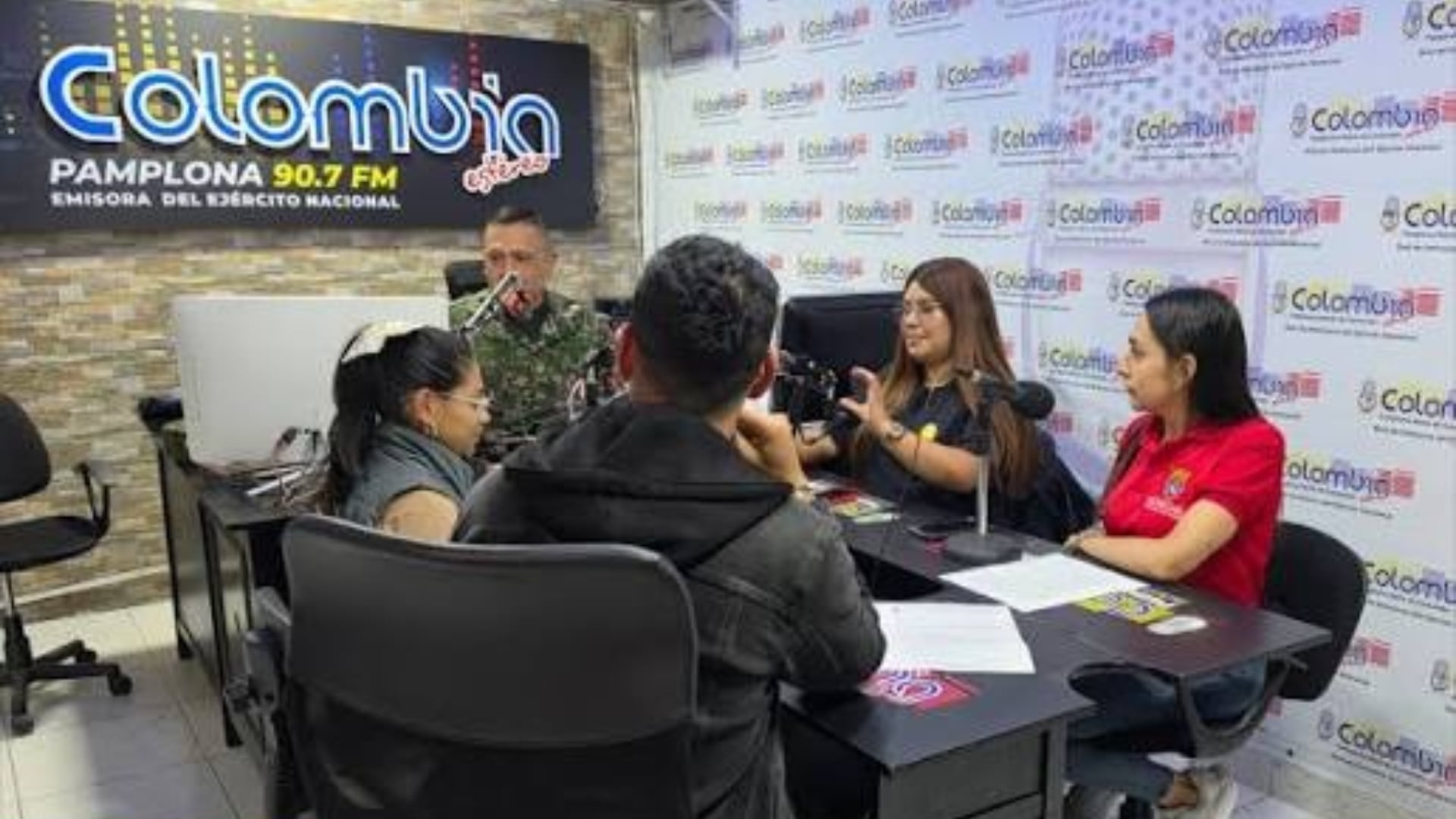 Alerta en Norte de Santander tras suspensión de emisoras del Ejército: exigen reactivación por riesgo de emergencias