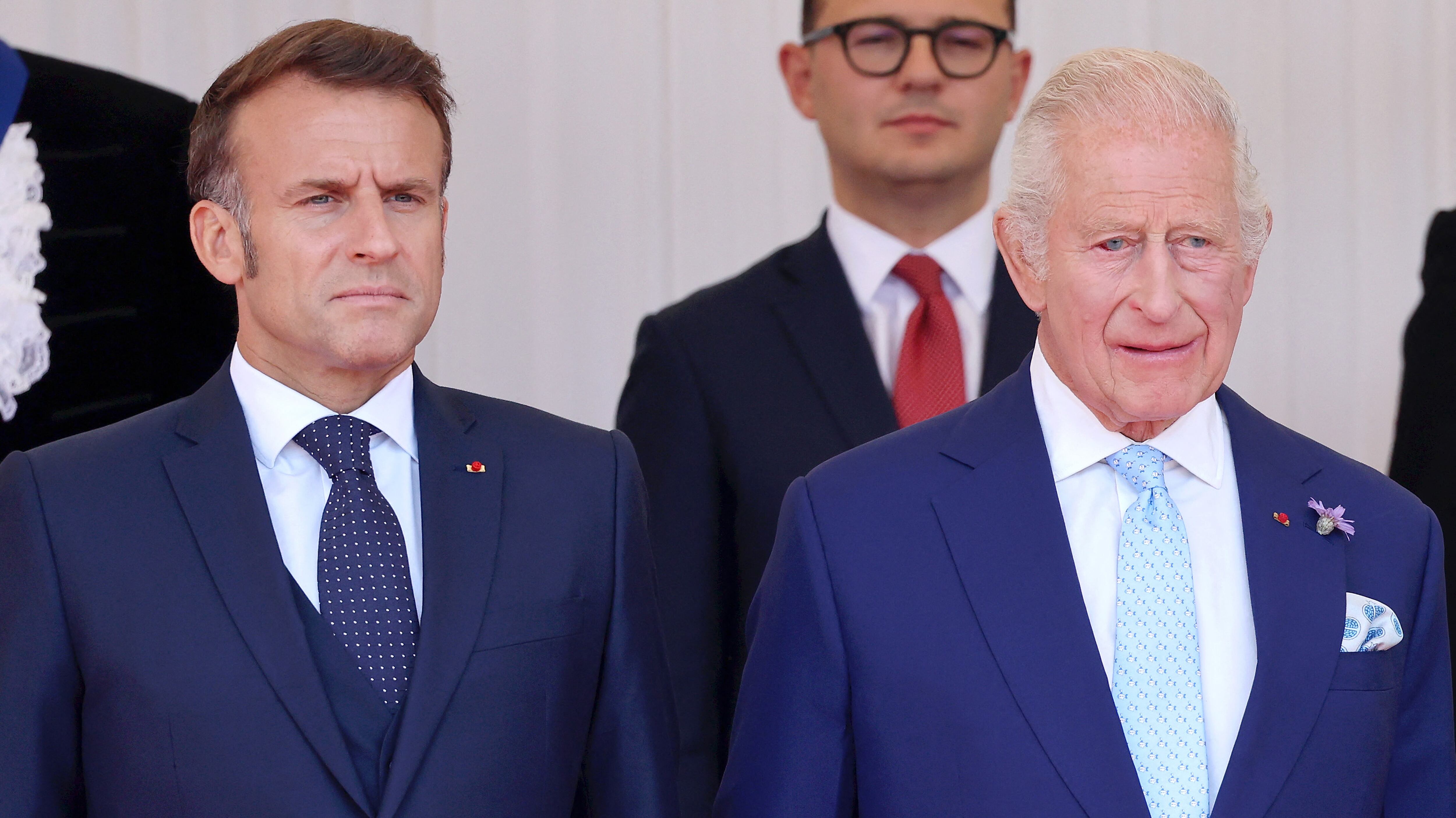 Emmanuel Macron y Carlos III.